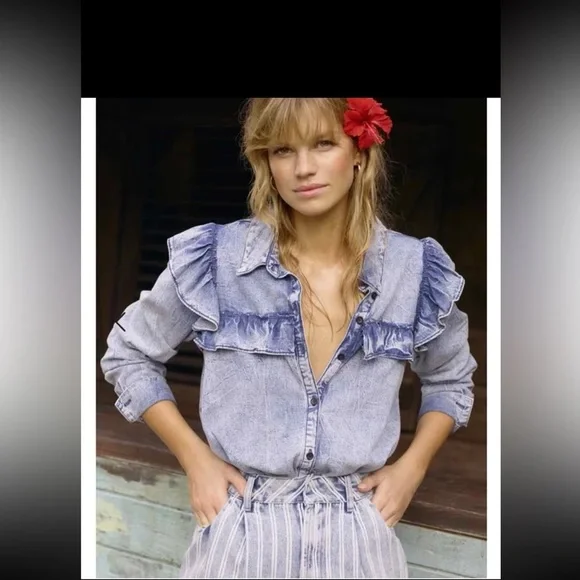 Free People “Samantha Ruffle Buttondown” Denim Shirt
Size XS oversized - Picture 4 of 15